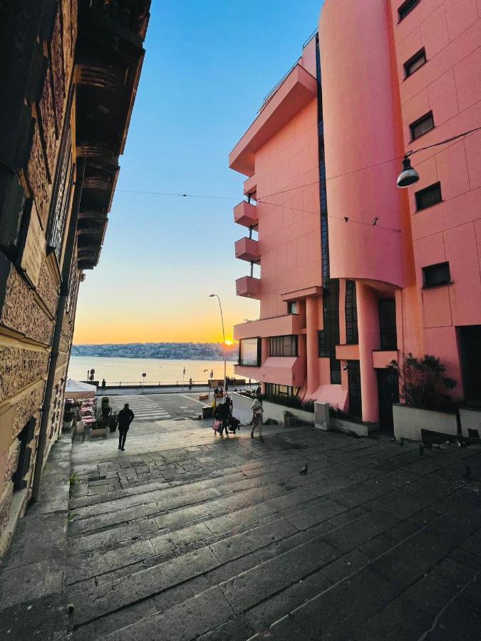 Chiatamone Relais Apartment Napoli Ngoại thất bức ảnh
