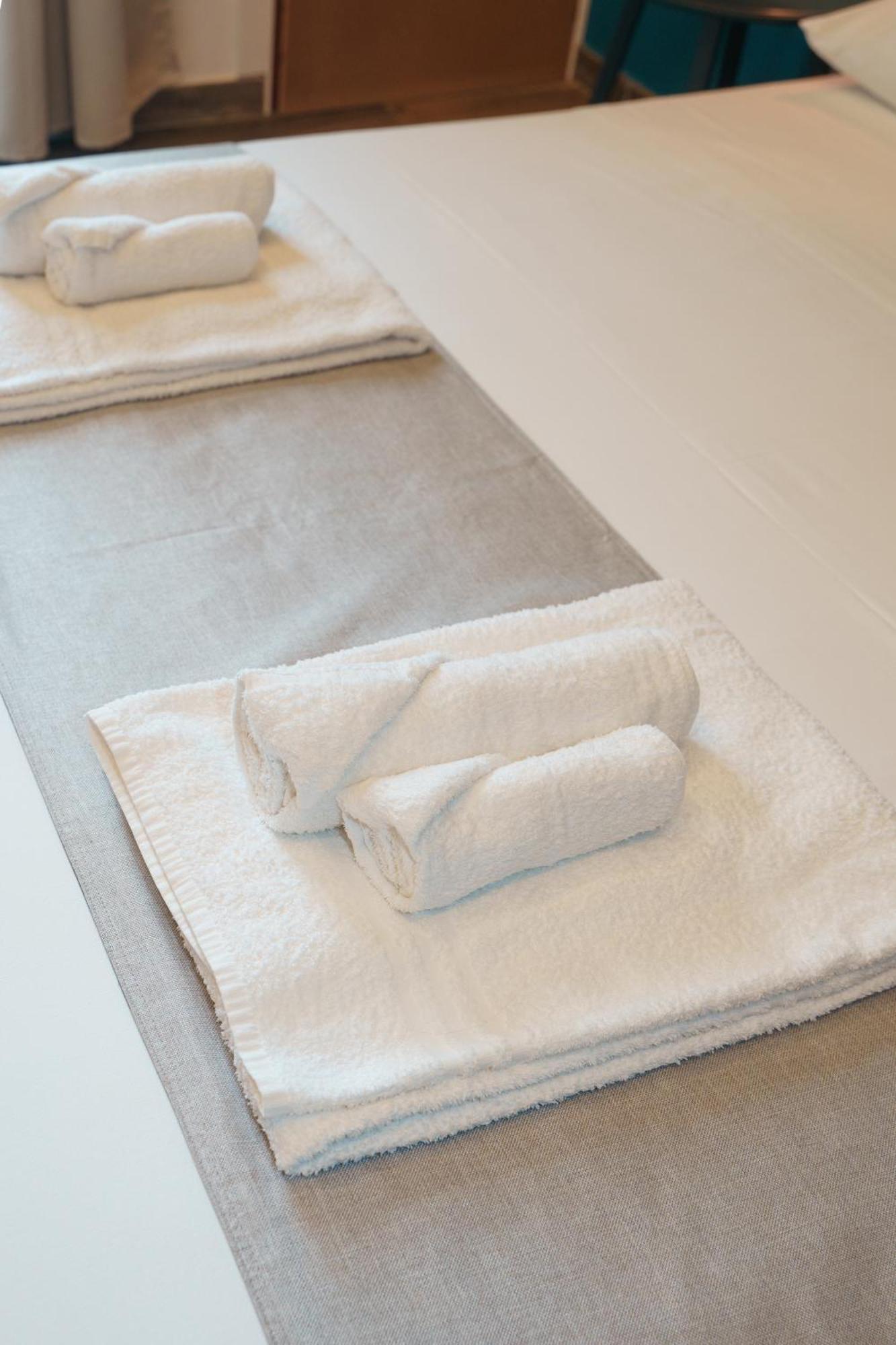 Chiatamone Relais Apartment Napoli Ngoại thất bức ảnh